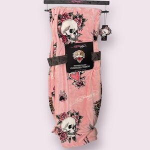 Ed Hardy Skeleton Hearts Pink Printed Plush Oversized Throw Blanket NWT